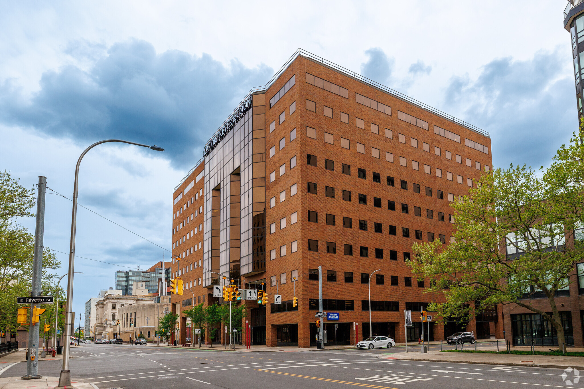 300 S State St, Syracuse, NY for lease Primary Photo- Image 1 of 16