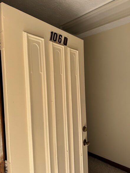 106 Olympia Dr, Warner Robins, GA for sale - Building Photo - Image 2 of 23