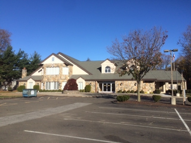 16 Hendricks Ave, Norwalk, CT for lease Primary Photo- Image 1 of 13