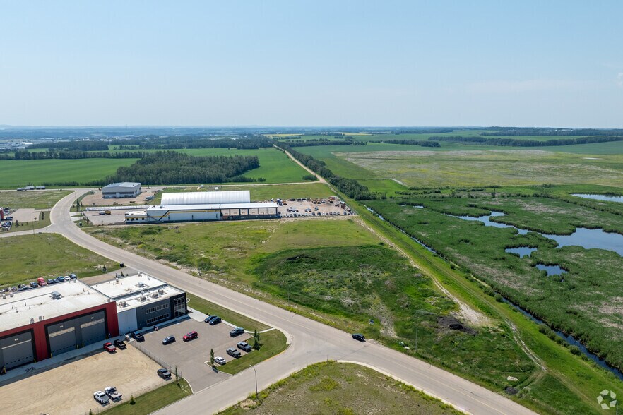 7970 Quinton Dr, Red Deer, AB for sale - Aerial - Image 2 of 2