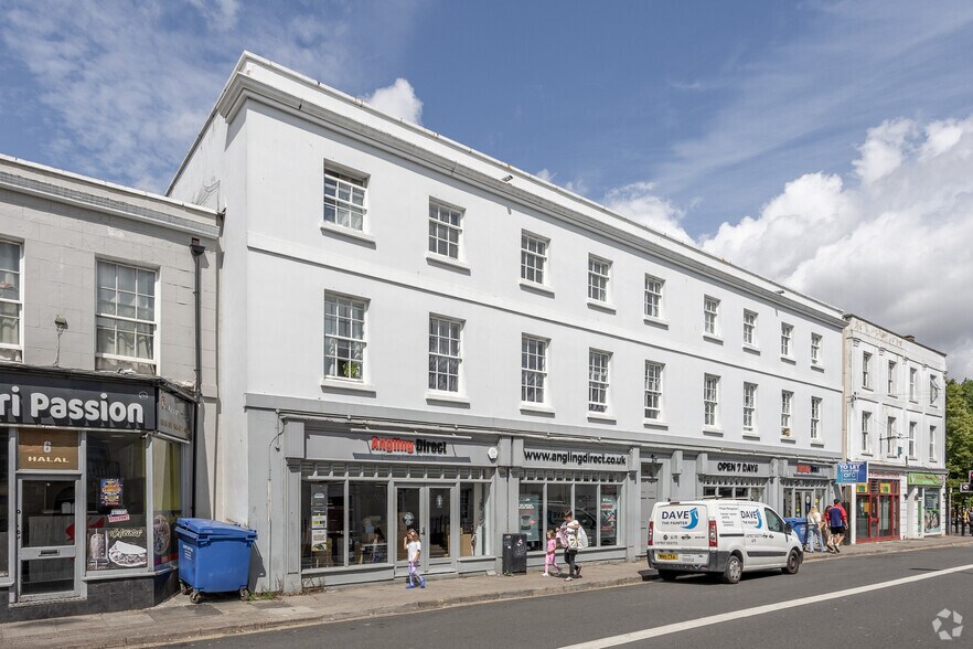 8-14 Portland St, Cheltenham à louer - Photo du bâtiment - Image 2 de 2