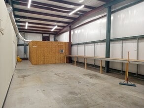 7602 Waters Ave, Savannah, GA à louer Photo intérieure- Image 2 de 4