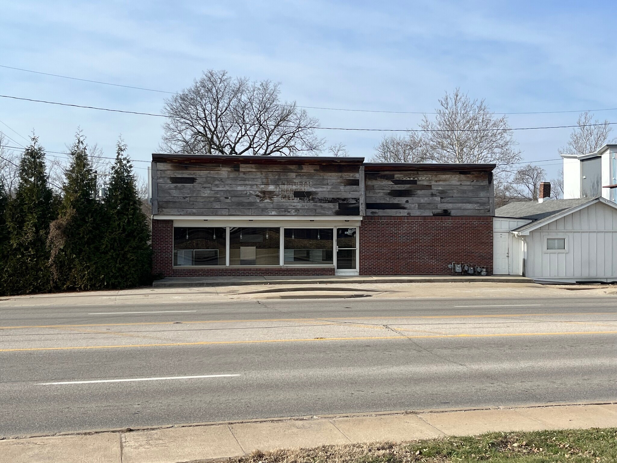 1820 S Walnut St, Bloomington, IN for lease Primary Photo- Image 1 of 3