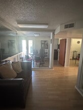 2204 Garnet Ave, San Diego, CA à louer Photo intérieure- Image 2 de 8