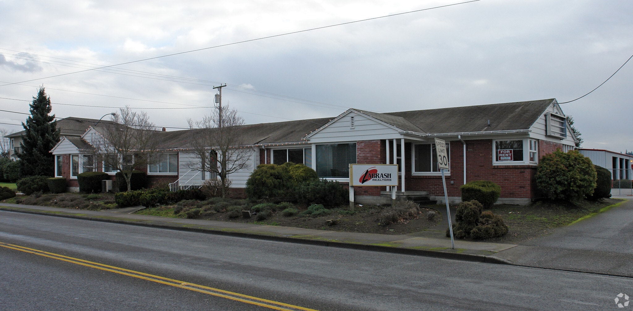 436 2nd St NE, Puyallup, WA à vendre Photo principale- Image 1 de 3