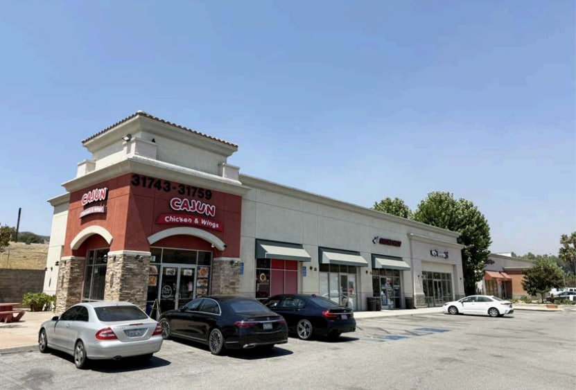 31743-31759 Castaic Rd, Castaic, CA for sale Primary Photo- Image 1 of 3