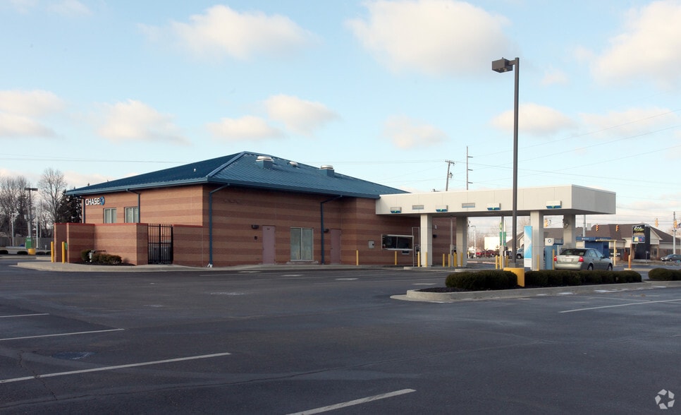 1000 E Main St, Brownsburg, IN à vendre - Photo du bâtiment - Image 2 de 2