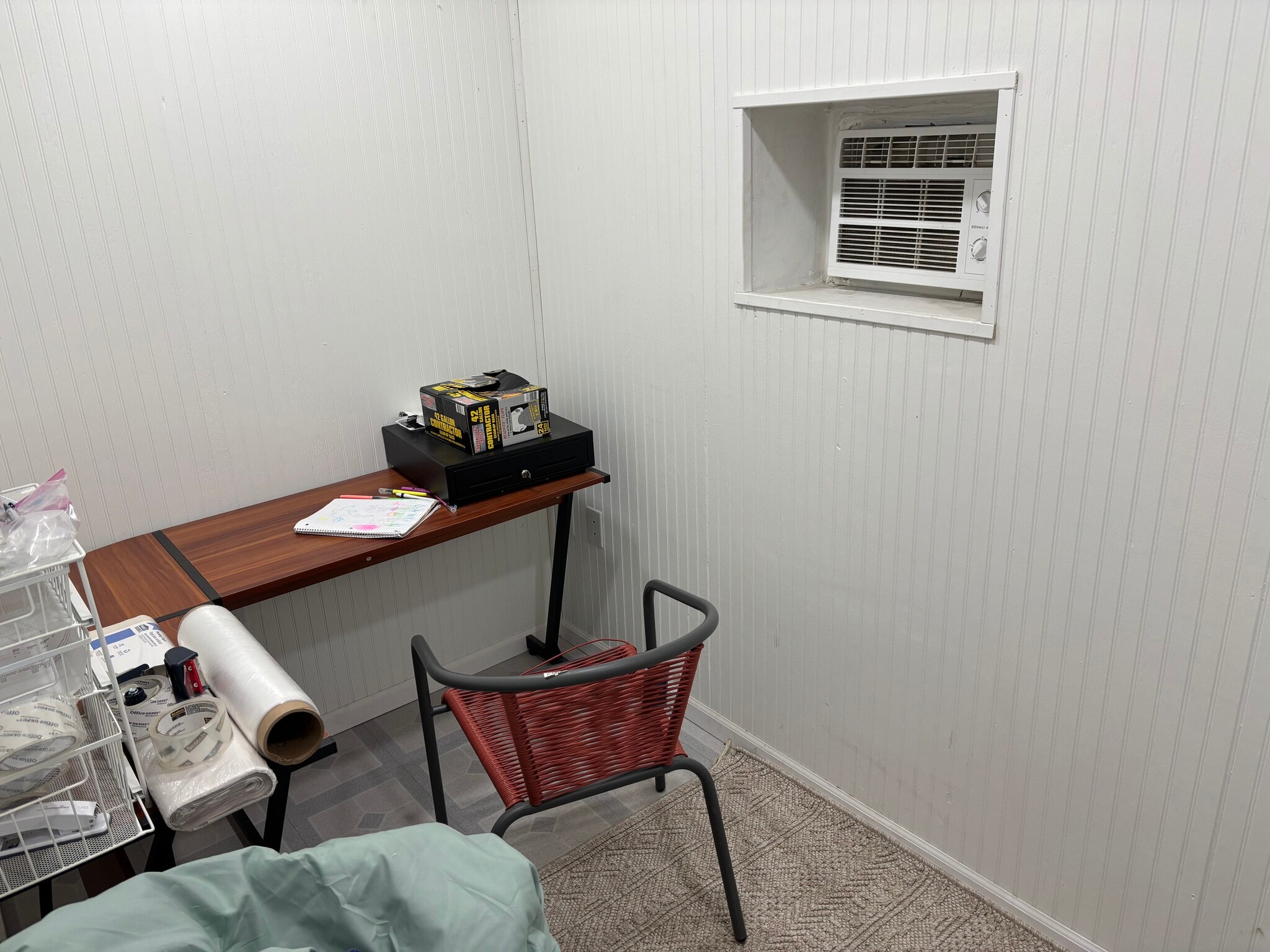 2826 Barnes Ave, Indianapolis, IN for lease Interior Photo- Image 1 of 6