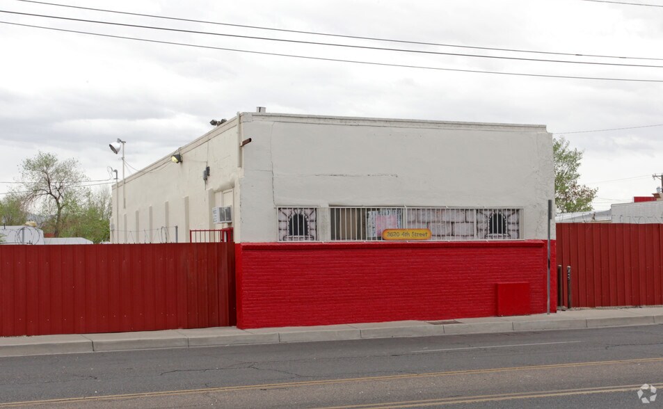 2620 4th St NW, Albuquerque, NM à louer - Photo du bâtiment - Image 2 de 6