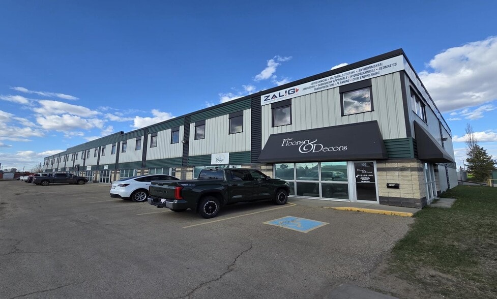 11128 83rd Ave, Fort Saskatchewan, AB for lease - Building Photo - Image 3 of 11