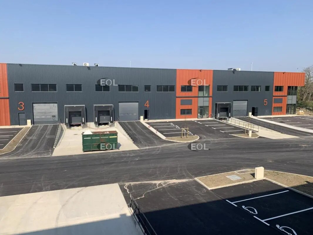 Industriel dans SAINT-OUEN-L'AUMONE à louer Photo du bâtiment- Image 1 de 21