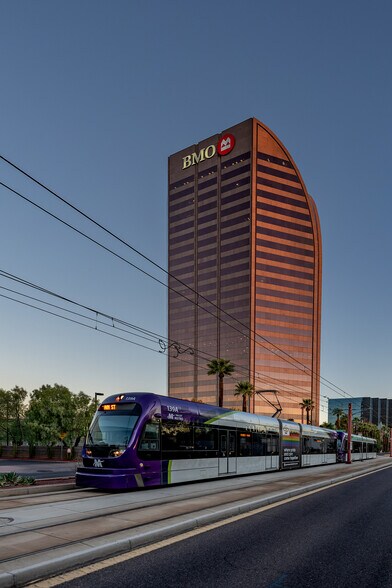 1850 N Central Ave, Phoenix, AZ à louer - Photo du bâtiment - Image 3 de 12