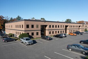 Office and Industrial Space for Lease - Entrepôt