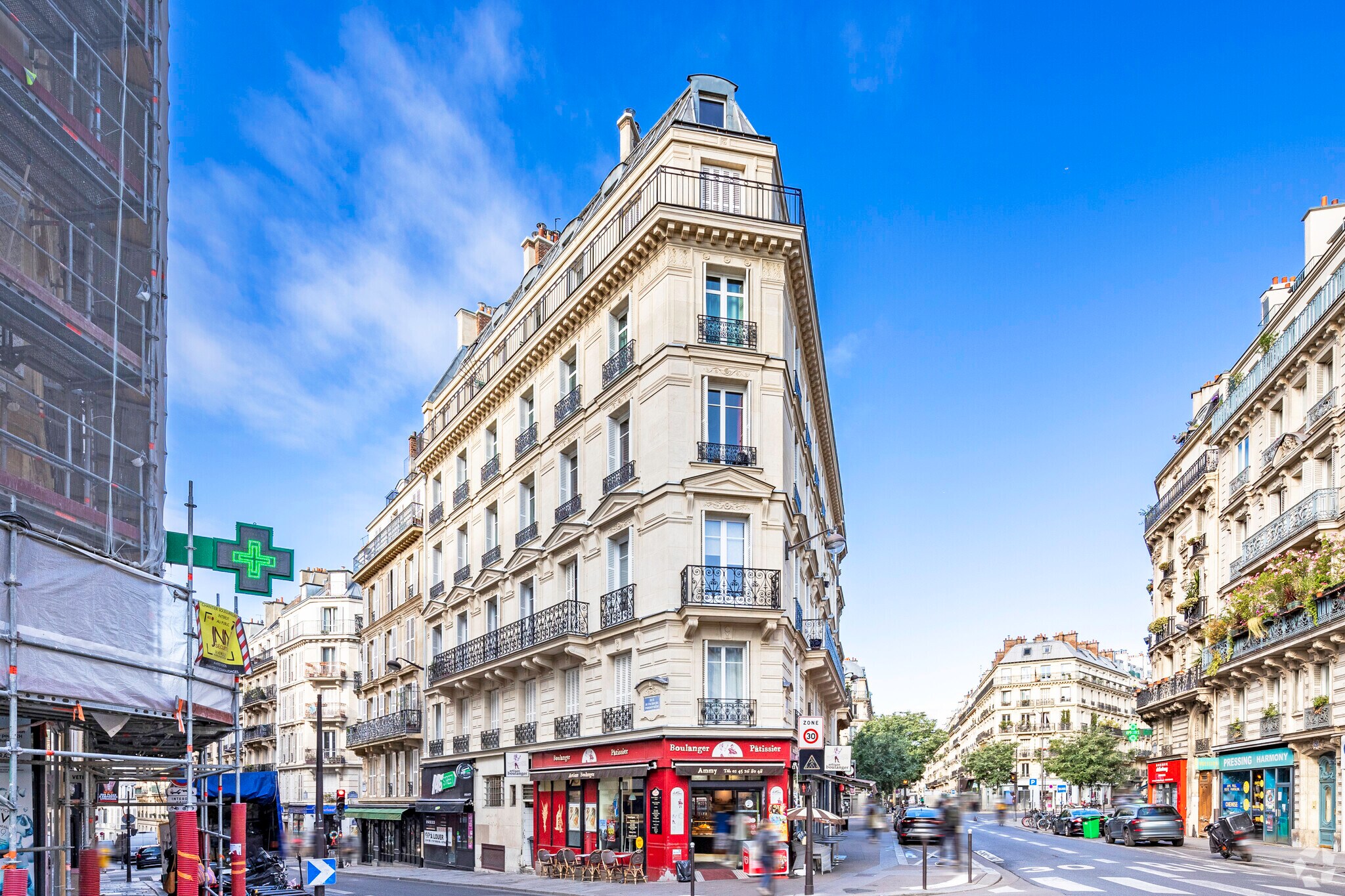 84 Rue De Maubeuge, Paris for lease Primary Photo- Image 1 of 8