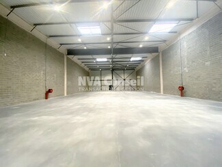 More details for 12 Rue De L'Equerre, SAINT-OUEN-L'AUMONE - Industrial for Lease