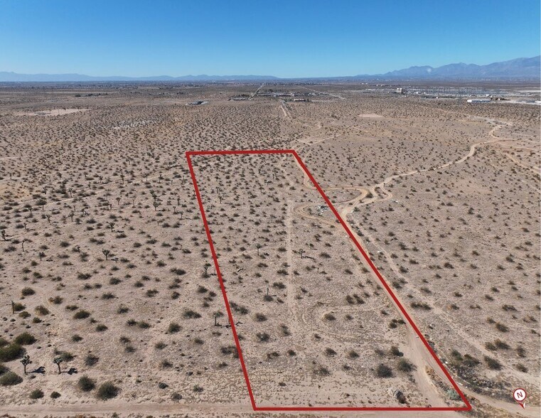 0 Air Expressway, Adelanto, CA à vendre - Photo du bâtiment - Image 3 de 4