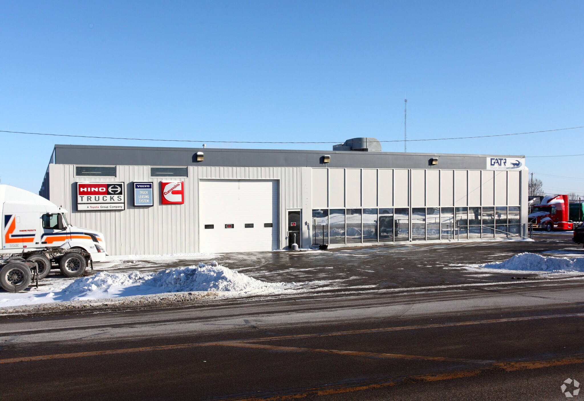 5325 NE 14th St, Des Moines, IA for lease Primary Photo- Image 1 of 3