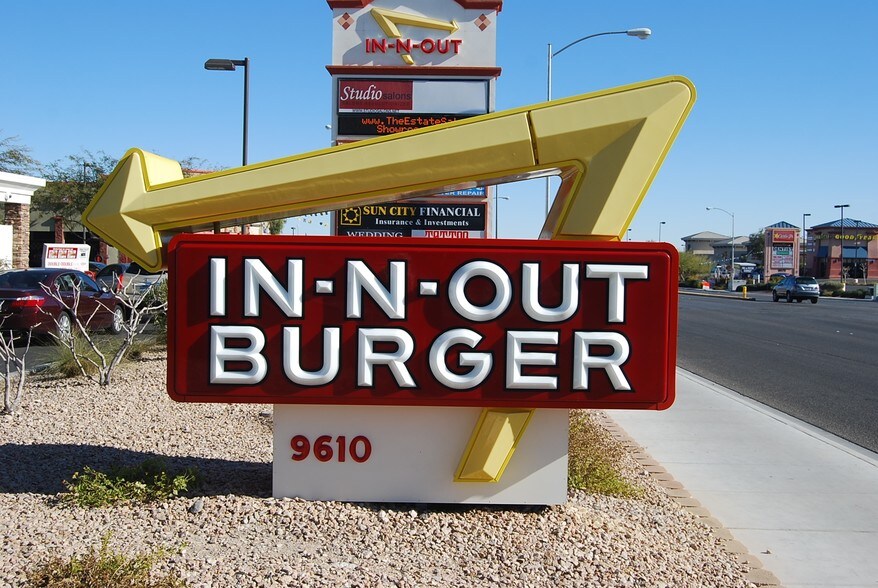 9610-9640 W Tropicana Ave, Las Vegas, NV à louer - Photo du bâtiment - Image 3 de 10