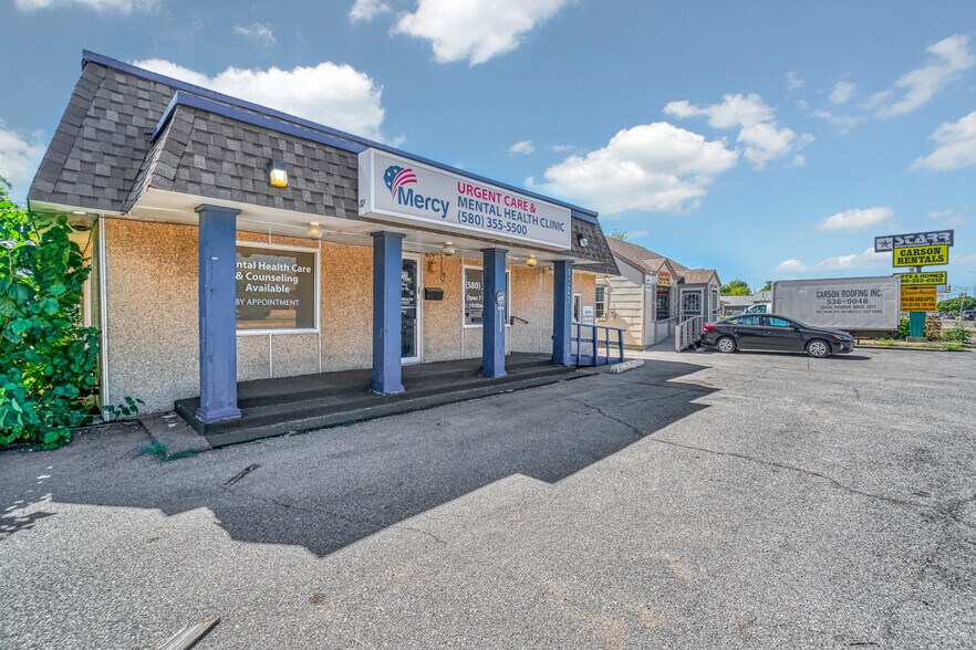 1222 NW Cache Rd, Lawton, OK à vendre - Photo du bâtiment - Image 2 de 33