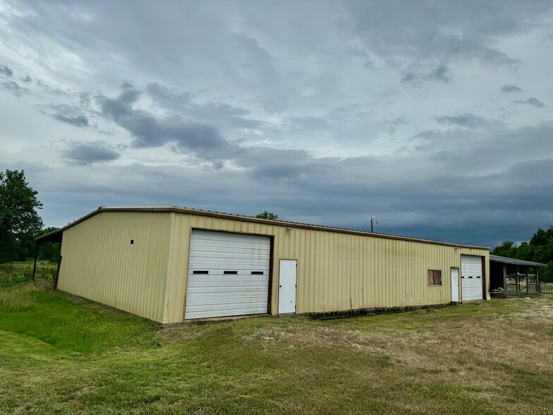 2107 19 & 24 Street hwy, Paris, TX à vendre - Photo du bâtiment - Image 3 de 17