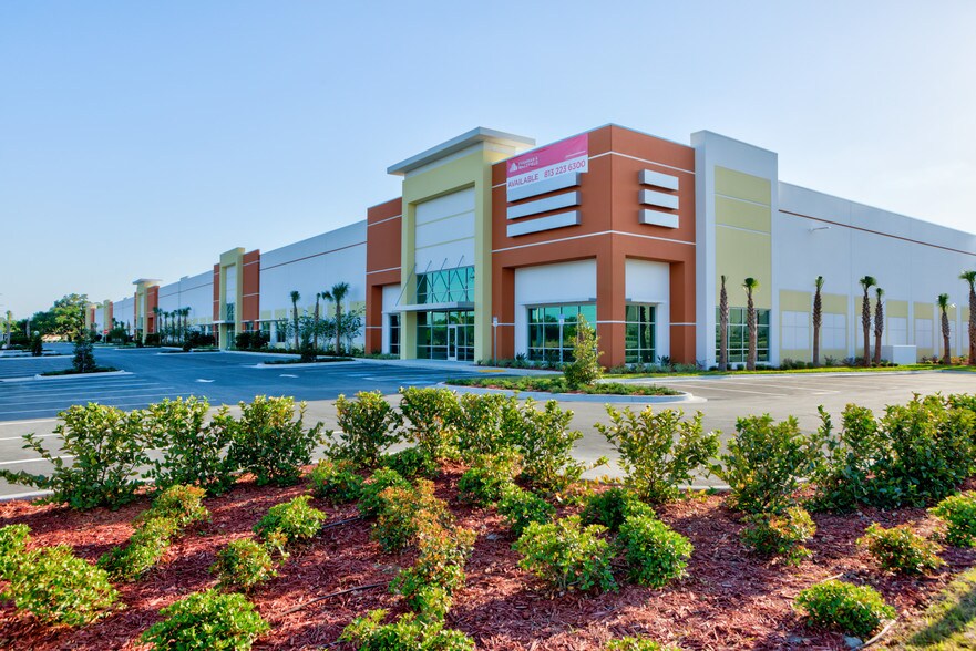 3502 Fancy Farms Rd, Plant City, FL à louer - Photo du bâtiment - Image 3 de 13