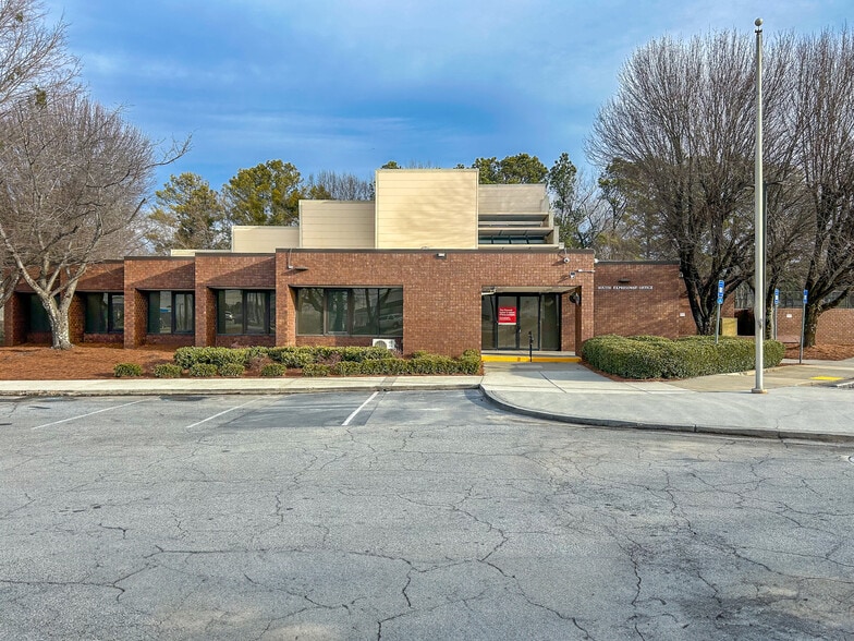 3800 Browns Mill Rd SE, Atlanta, GA for sale - Primary Photo - Image 1 of 1