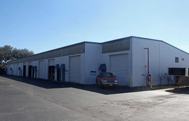 More details for 12855 S Belcher Rd, Largo, FL - Industrial for Lease