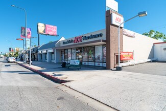Plus de détails pour 21930-21932 Ventura Blvd, Woodland Hills, CA - Commerce de détail à louer