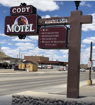 More details for 75 Center St, Rock Springs, WY - Hospitality for Sale