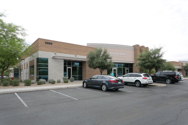 Plus de détails pour 5680 W Chandler Blvd, Chandler, AZ - Bureau à vendre