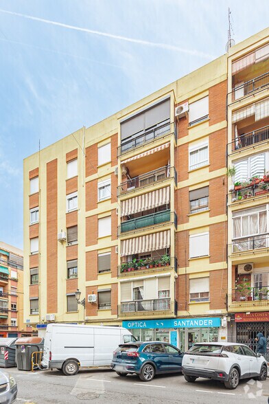 Multifamily in València, Valencia for sale - Building Photo - Image 2 of 3