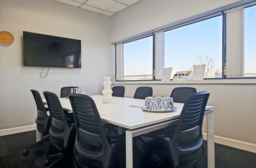 125 Eugene O'Neill Dr, New London, CT à louer - Photo intérieure - Image 2 de 14