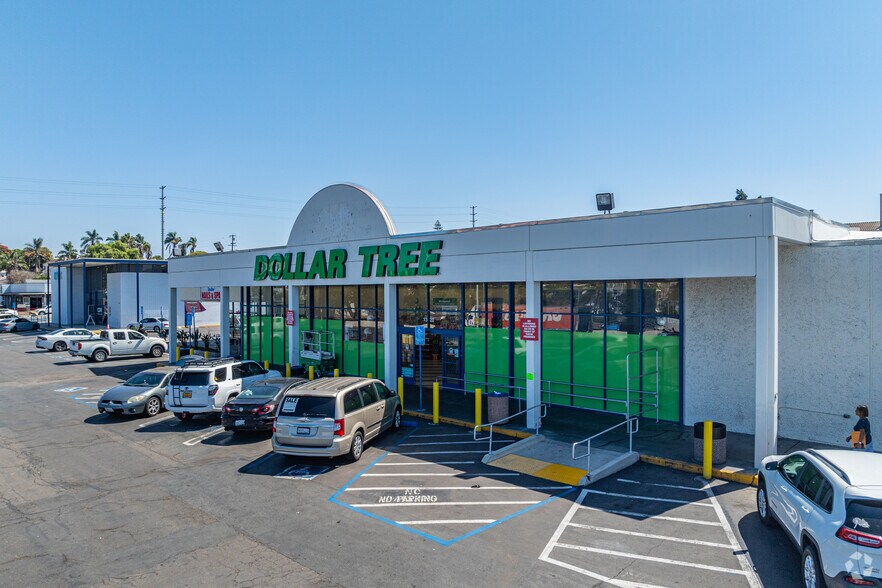 1320 Highland Ave, National City, CA à vendre - Photo du bâtiment - Image 2 de 4