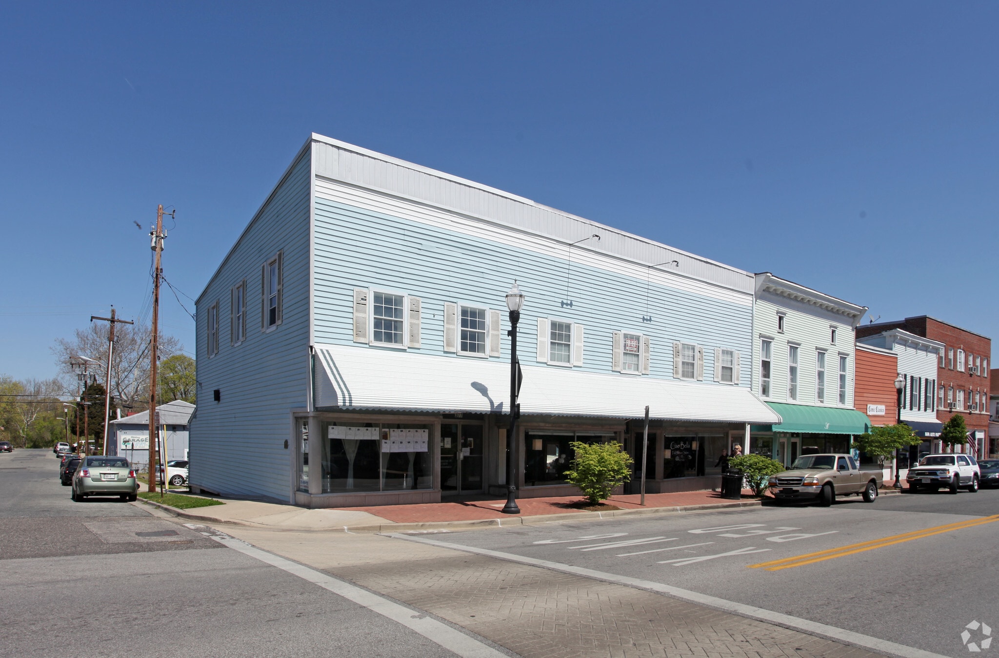 373-377 Main St, Laurel, MD for lease Building Photo- Image 1 of 13