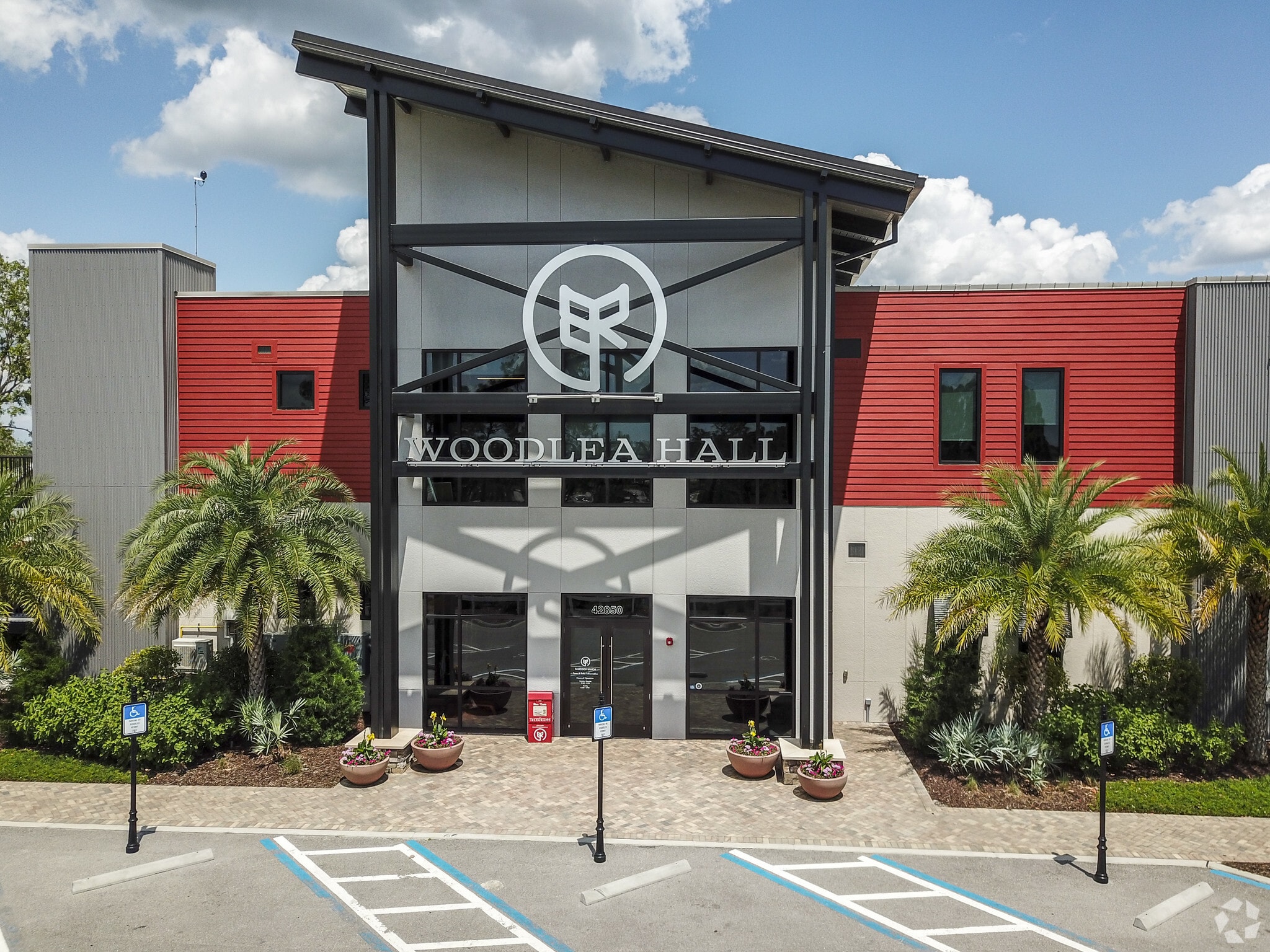 42850 Crescent, Punta Gorda, FL for lease Primary Photo- Image 1 of 4