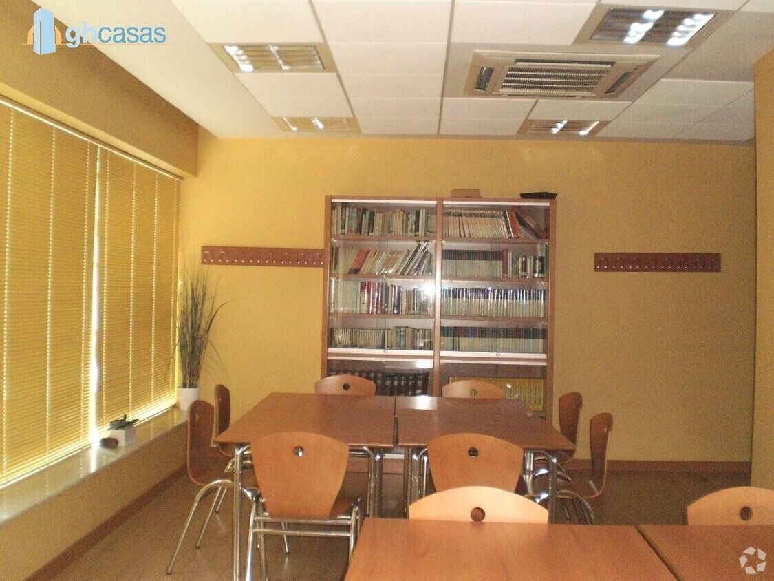 Calle Portiña del Salvador, 36, Talavera de la Reina, TOL 45600 - Unit undefined -  - Interior Photo - Image 1 of 8