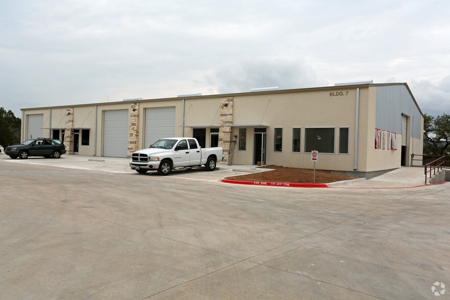 5200 Electric Ave, Spicewood, TX for lease - Building Photo - Image 2 of 7