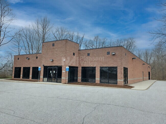 More details for 1430 S Hawkins Ave, Akron, OH - Retail for Sale
