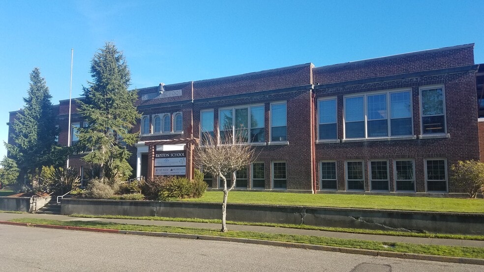 5219 N Shirley St, Ruston, WA à louer - Photo du bâtiment - Image 2 de 3