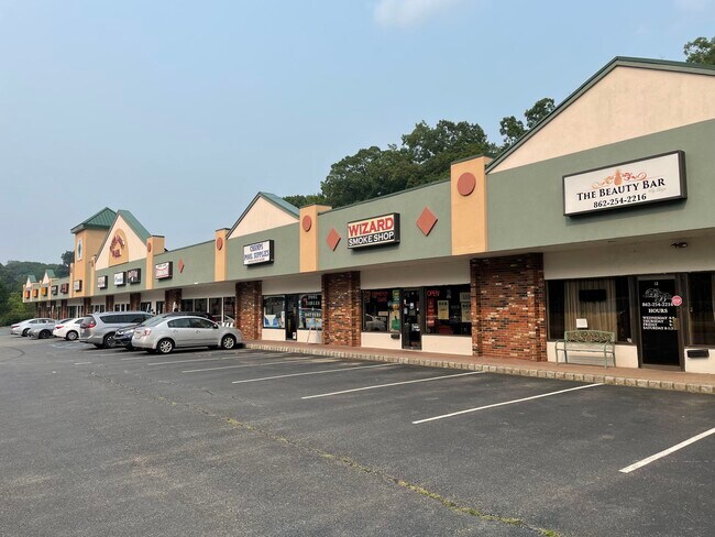 Plus de détails pour 141 Route 46, Budd Lake, NJ - Commerce de détail à louer