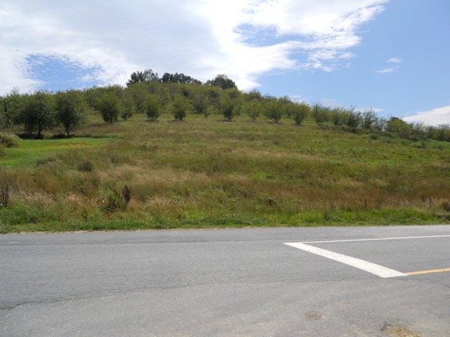 114 Orchard Ln, Banner Elk, NC for sale - Primary Photo - Image 1 of 11