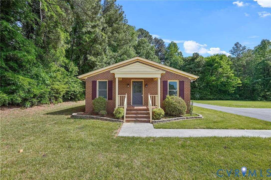 10806 Rives Ave, Mc Kenney, VA for sale Primary Photo- Image 1 of 26