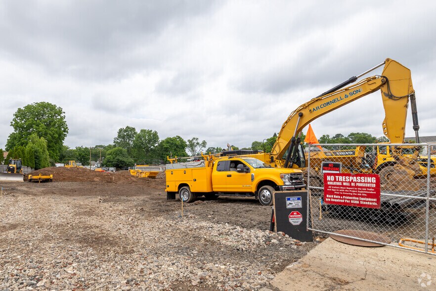 21 N York Rd, Hatboro, PA à louer - Photo du bâtiment - Image 3 de 3