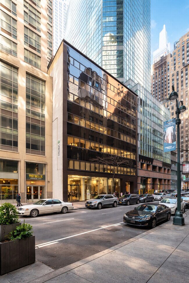 More details for 144 E 44th St, New York, NY - Office, Office/Medical for Lease