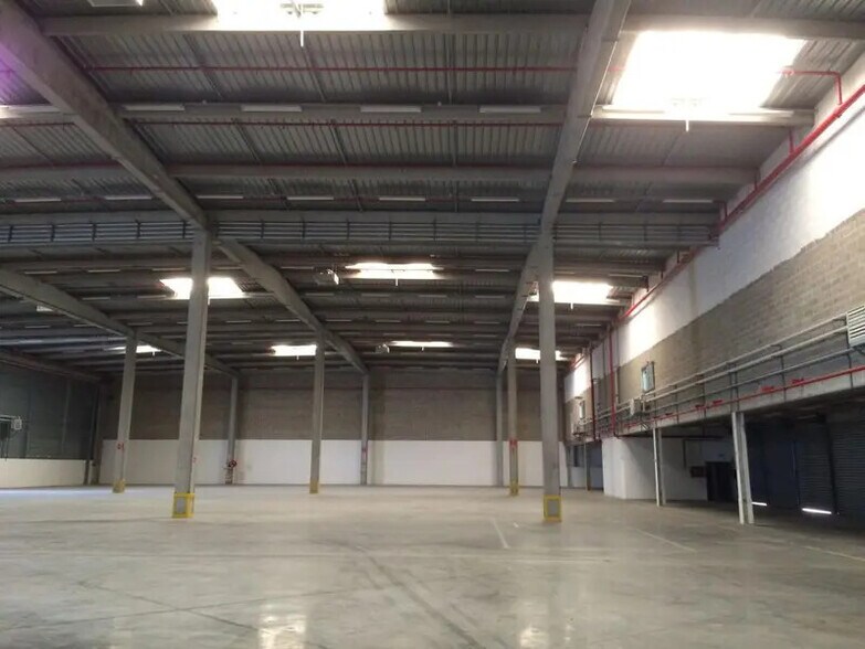 Industrial in Herblay-sur-Seine for lease - Interior Photo - Image 3 of 6