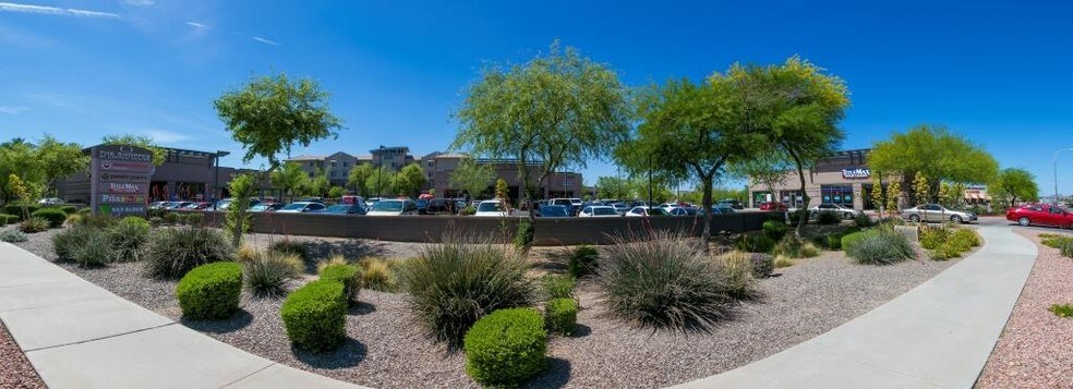 4750 S 48th St, Phoenix, AZ à vendre - Photo du bâtiment - Image 2 de 6