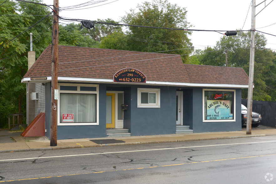 290-292 Bullocks Point Ave, East Providence, RI for sale - Primary Photo - Image 1 of 1