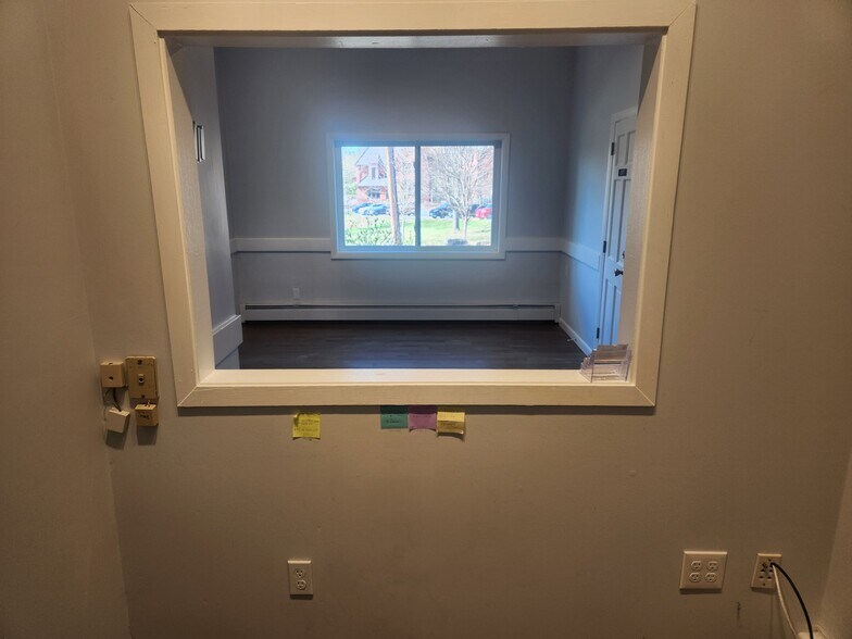 5 Pond Rd, Harvard, MA à vendre - Photo du bâtiment - Image 3 de 11