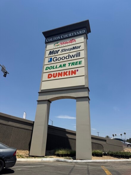 1200-1330 E Washington St, Colton, CA for lease - Building Photo - Image 2 of 15