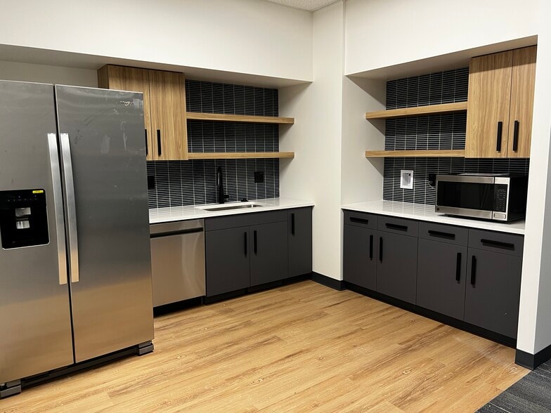 9191 Sheridan Blvd, Westminster, CO for lease - Interior Photo - Image 3 of 10